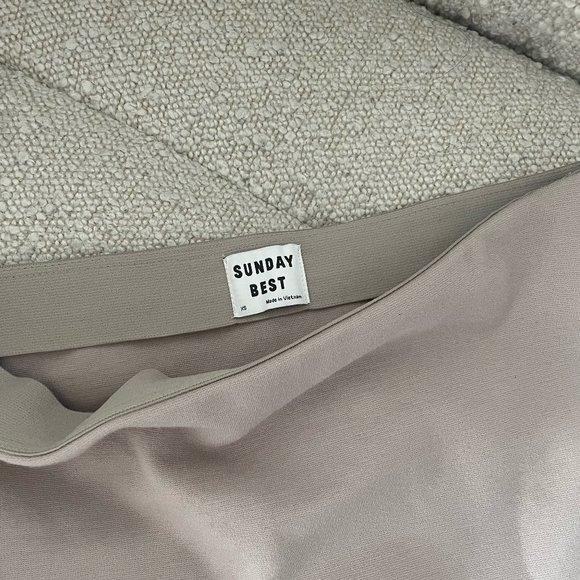 Aritzia Sunday Best Primrose Mini Skirt XS - Picture 2 of 3